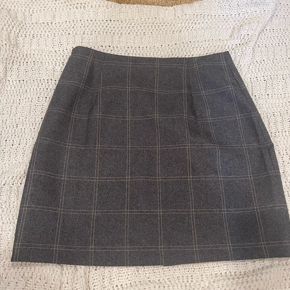 Mango size small plaid skirt - Picture 4 of 7